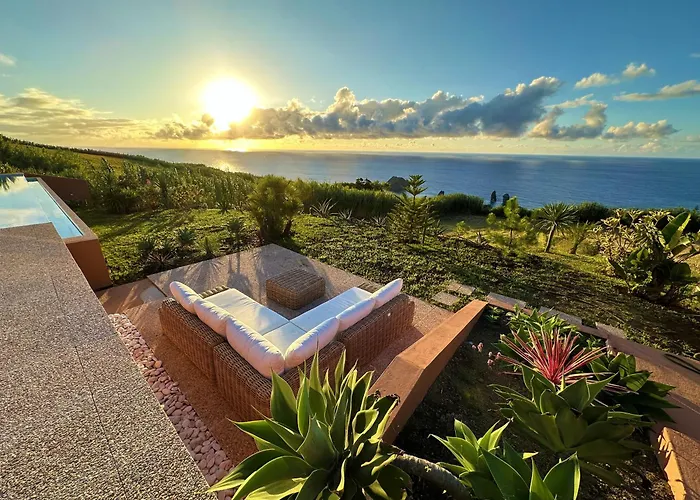 Anna Splendid Sunset Ocean Front * Mosteiros (Azores)