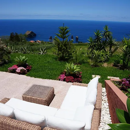 Anna Splendid Sunset Ocean Front Villa *