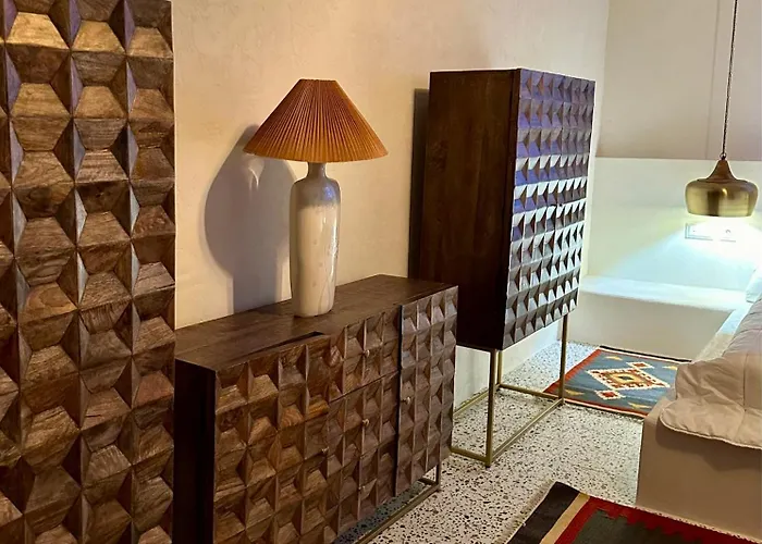 Anna Splendid Sunset Ocean Front Villa *