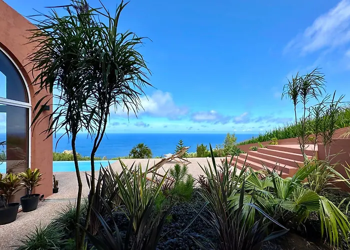 Вилла Anna Splendid Sunset Ocean Front Моштейруш