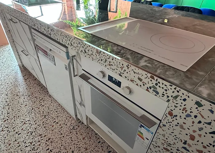 Вилла Anna Splendid Sunset Ocean Front Моштейруш